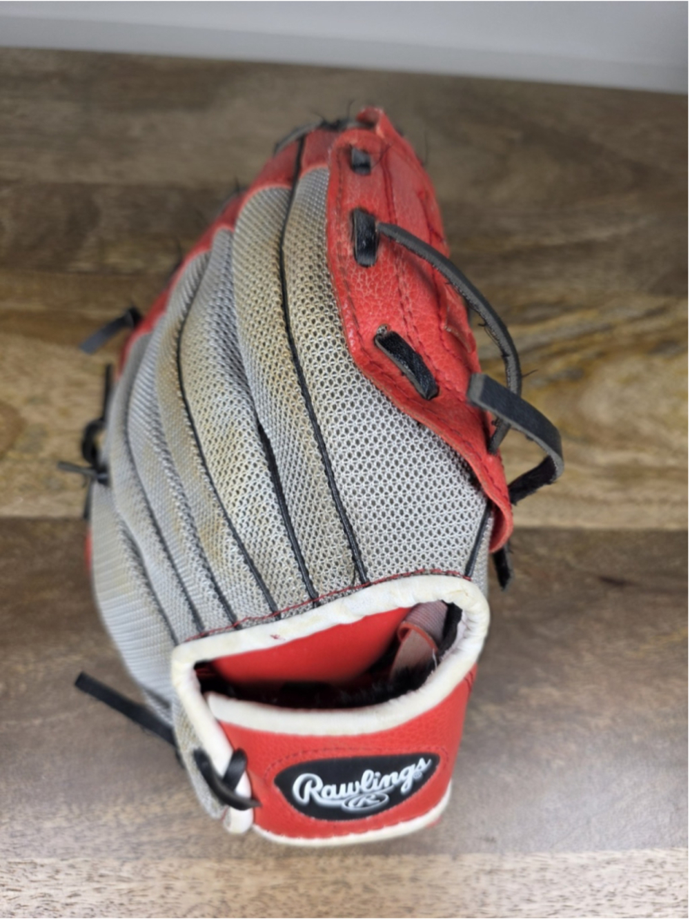 Rawlings PL10SS Players Series 10" Youth Baseball T-Ball Glove Red Gray